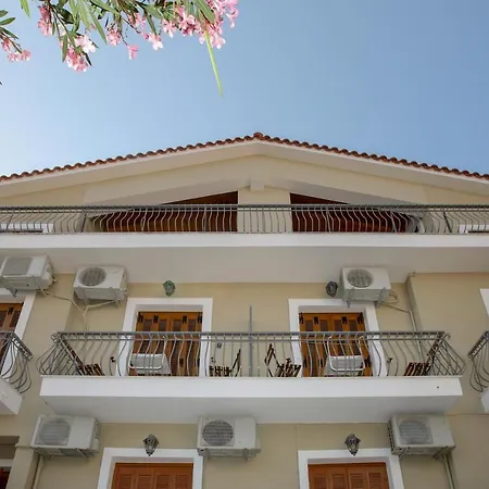 Papadatos 아파트 아르고스톨리온