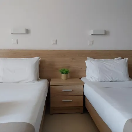Papadatos Studios Apartment